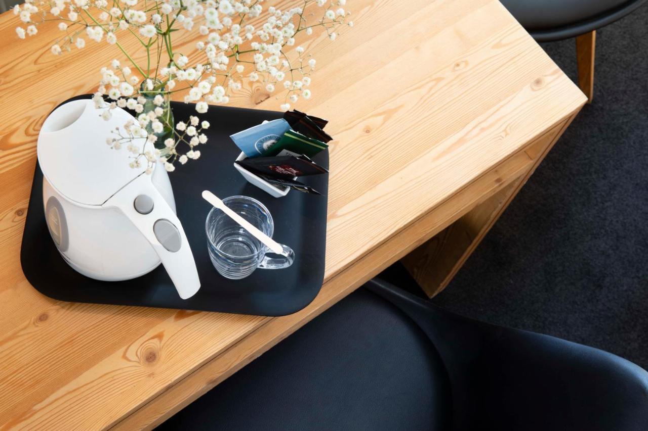 Mon Hotel A Gap Ngoại thất bức ảnh